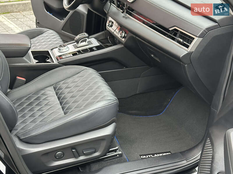 Внедорожник / Кроссовер Mitsubishi Outlander 2024 в Львове фото 49 Внедорожник / Кроссовер Mitsubishi Outlander 2024 в Львове