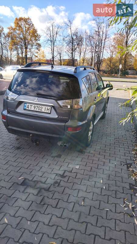 Внедорожник / Кроссовер Mitsubishi Outlander 2010 в Ивано-Франковске