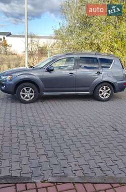 Внедорожник / Кроссовер Mitsubishi Outlander 2010 в Ивано-Франковске