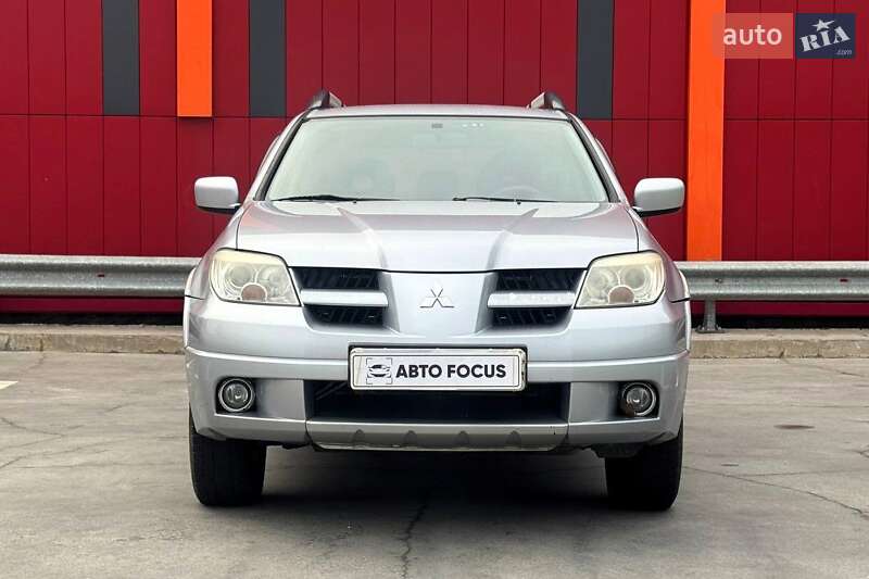 Внедорожник / Кроссовер Mitsubishi Outlander 2007 в Киеве