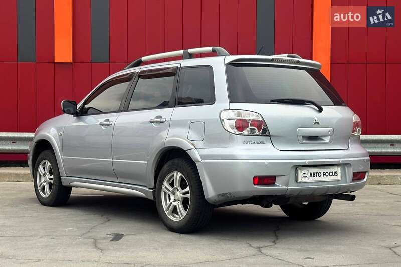 Внедорожник / Кроссовер Mitsubishi Outlander 2007 в Киеве