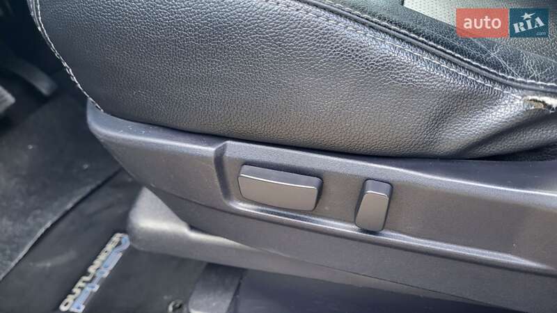 Внедорожник / Кроссовер Mitsubishi Outlander 2014 в Калуше