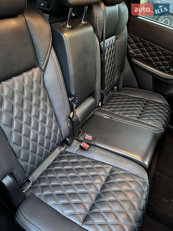 Позашляховик / Кросовер Mitsubishi Outlander 2022 в Харкові