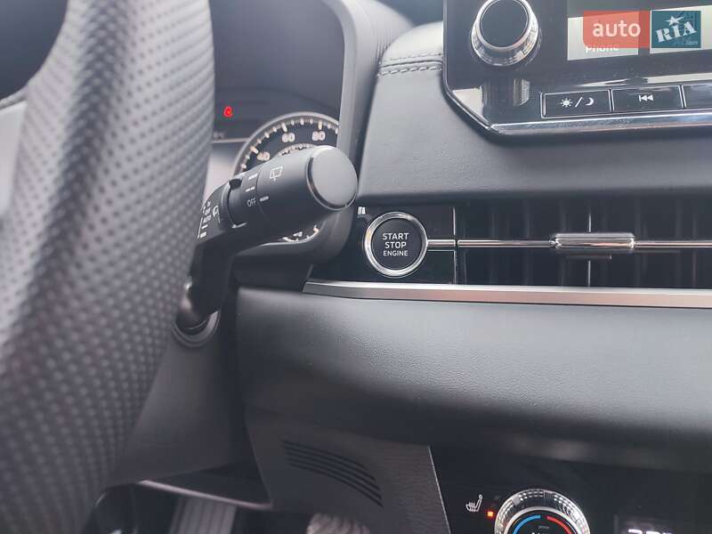 Внедорожник / Кроссовер Mitsubishi Outlander 2021 в Киеве