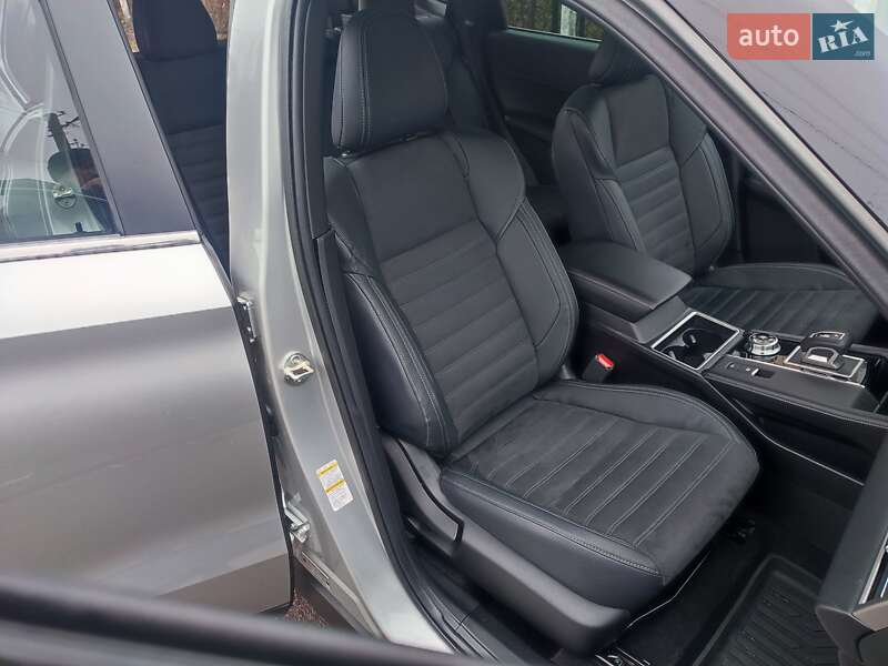 Внедорожник / Кроссовер Mitsubishi Outlander 2021 в Киеве