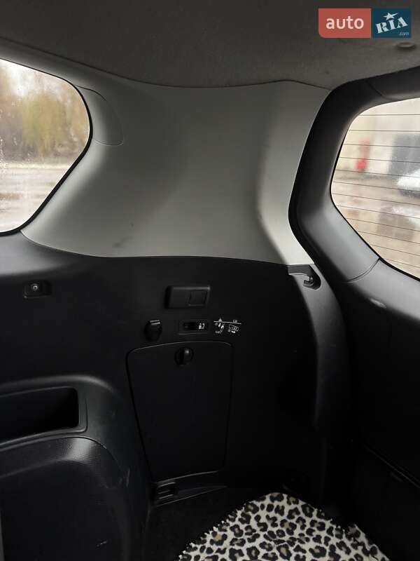 Внедорожник / Кроссовер Mitsubishi Outlander 2007 в Житомире