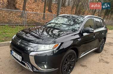 Внедорожник / Кроссовер Mitsubishi Outlander 2019 в Львове