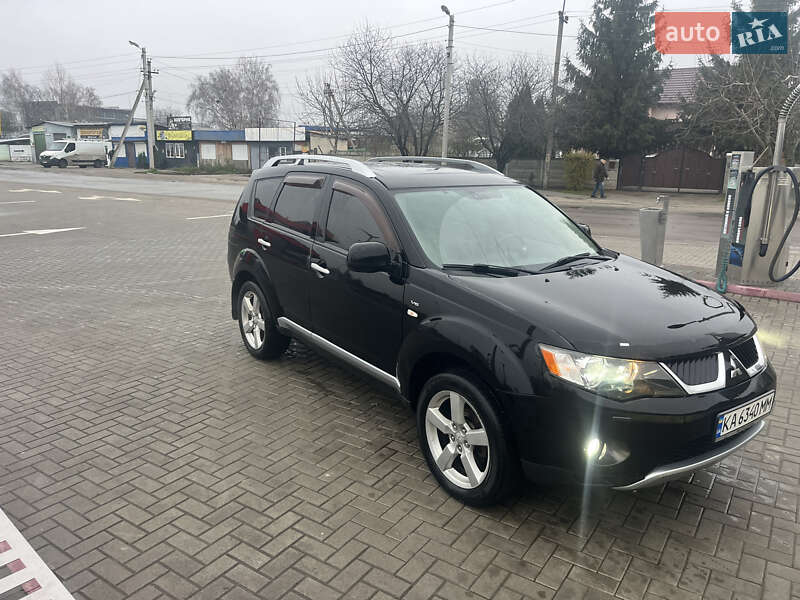 Внедорожник / Кроссовер Mitsubishi Outlander 2008 в Борисполе