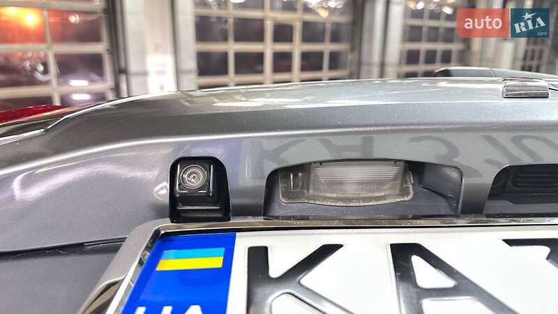 Внедорожник / Кроссовер Mitsubishi Outlander 2016 в Киеве