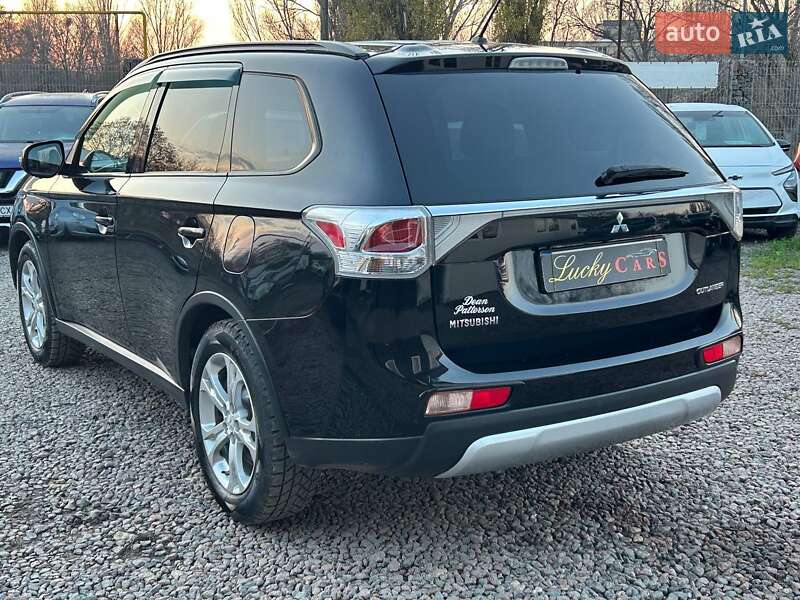 Внедорожник / Кроссовер Mitsubishi Outlander 2014 в Одессе