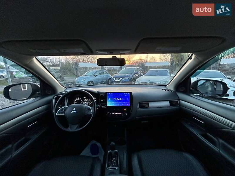 Внедорожник / Кроссовер Mitsubishi Outlander 2014 в Одессе