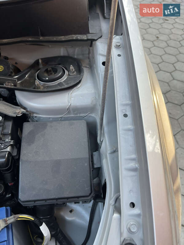 Внедорожник / Кроссовер Mitsubishi Outlander 2008 в Днепре фото 9 Внедорожник / Кроссовер Mitsubishi Outlander 2008 в Днепре