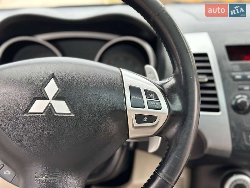 Позашляховик / Кросовер Mitsubishi Outlander 2008 в Дніпрі