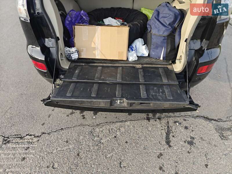 Внедорожник / Кроссовер Mitsubishi Outlander 2007 в Харькове