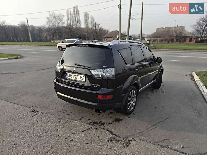 Внедорожник / Кроссовер Mitsubishi Outlander 2007 в Харькове