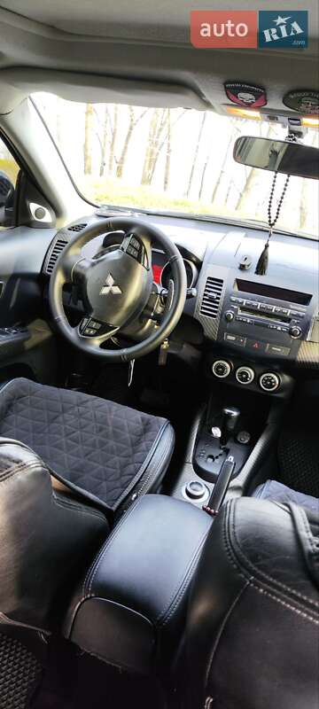 Внедорожник / Кроссовер Mitsubishi Outlander 2007 в Днепре фото 23 Внедорожник / Кроссовер Mitsubishi Outlander 2007 в Днепре