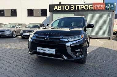 Внедорожник / Кроссовер Mitsubishi Outlander 2018 в Одессе