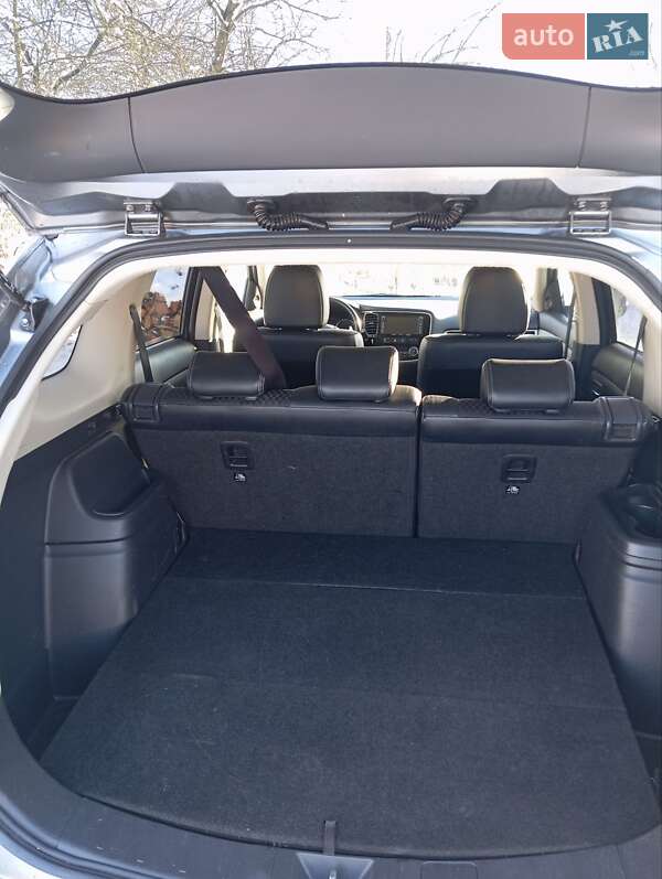 Позашляховик / Кросовер Mitsubishi Outlander 2014 в Богородчанах