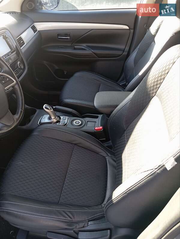 Позашляховик / Кросовер Mitsubishi Outlander 2014 в Богородчанах