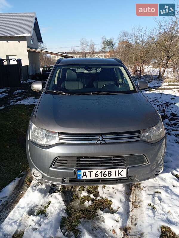 Позашляховик / Кросовер Mitsubishi Outlander 2014 в Богородчанах