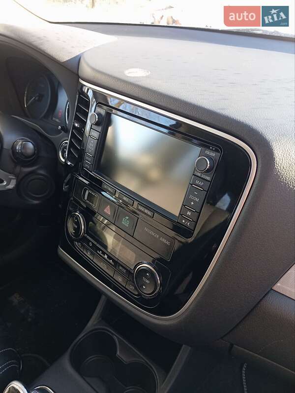 Позашляховик / Кросовер Mitsubishi Outlander 2014 в Богородчанах