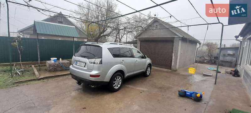 Mitsubishi Outlander 2007