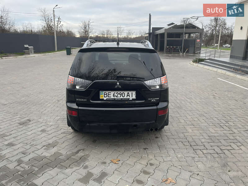 Внедорожник / Кроссовер Mitsubishi Outlander 2007 в Николаеве