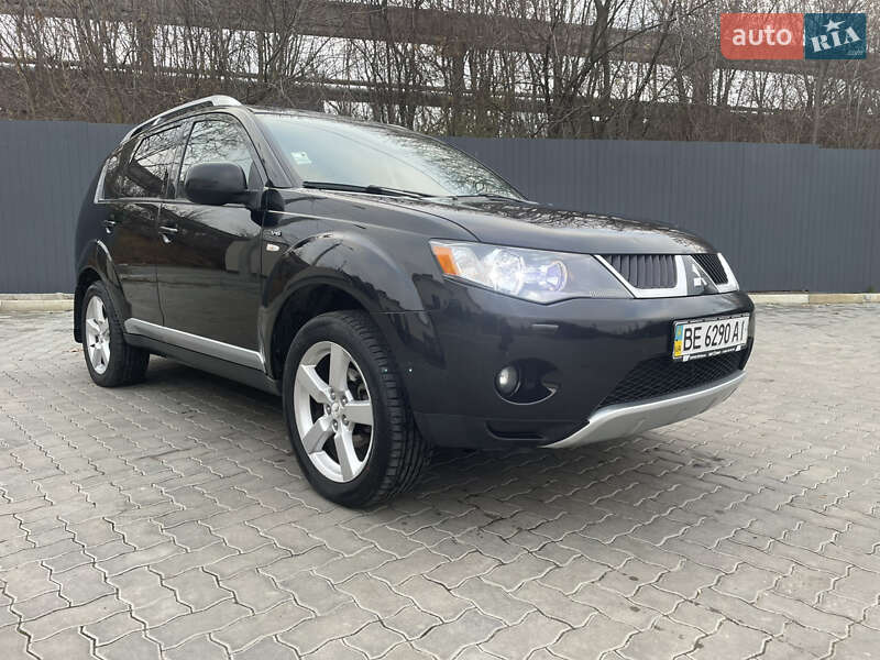 Внедорожник / Кроссовер Mitsubishi Outlander 2007 в Николаеве