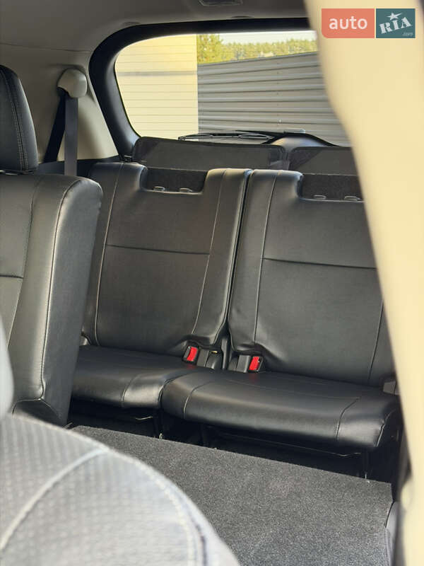 Позашляховик / Кросовер Mitsubishi Outlander 2018 в Новояворівську