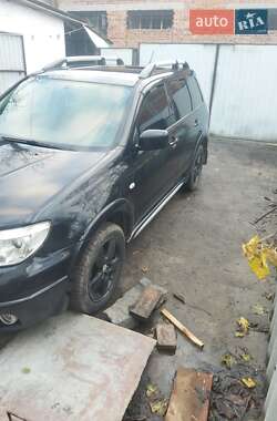 Внедорожник / Кроссовер Mitsubishi Outlander 2006 в Звенигородке