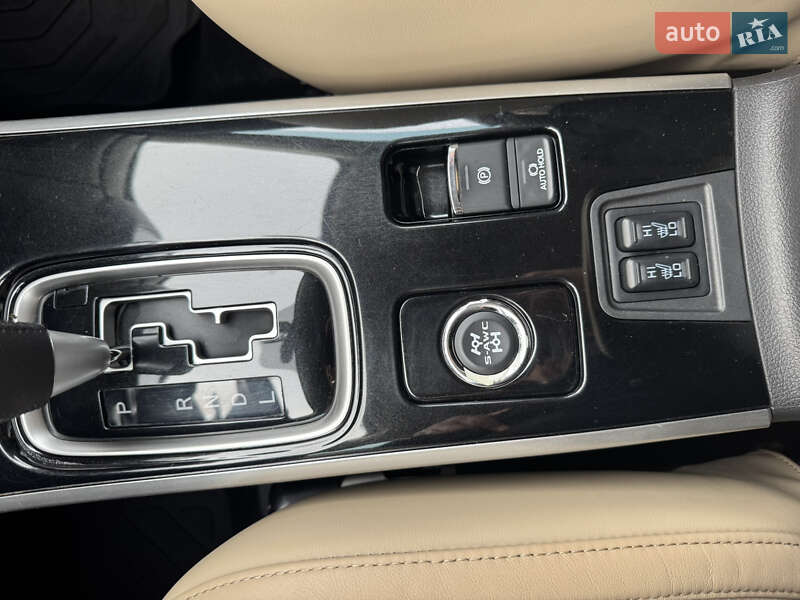 Внедорожник / Кроссовер Mitsubishi Outlander 2019 в Кривом Роге фото 28 Внедорожник / Кроссовер Mitsubishi Outlander 2019 в Кривом Роге