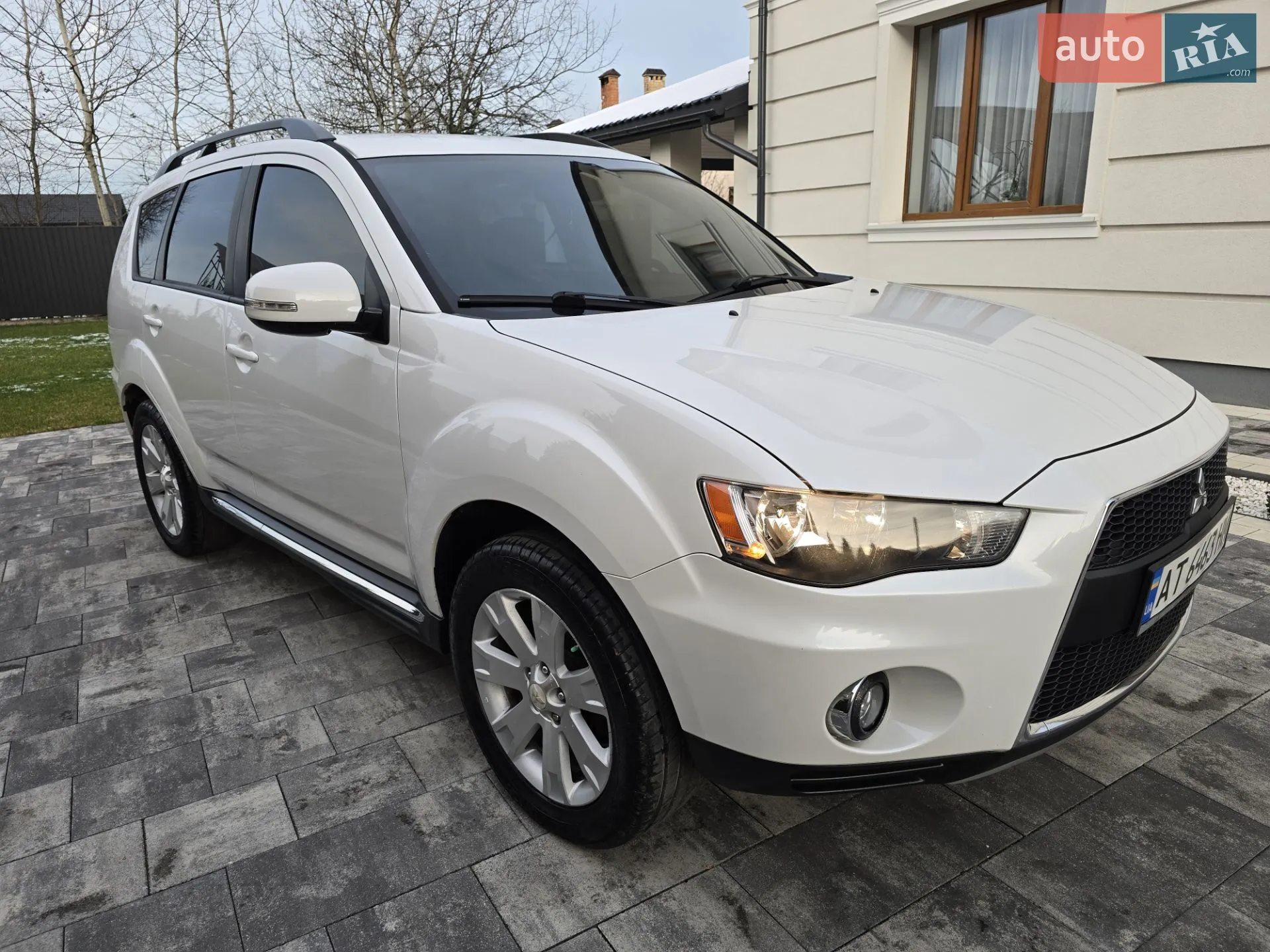 2010 Mitsubishi Outlander - мініатюра 11