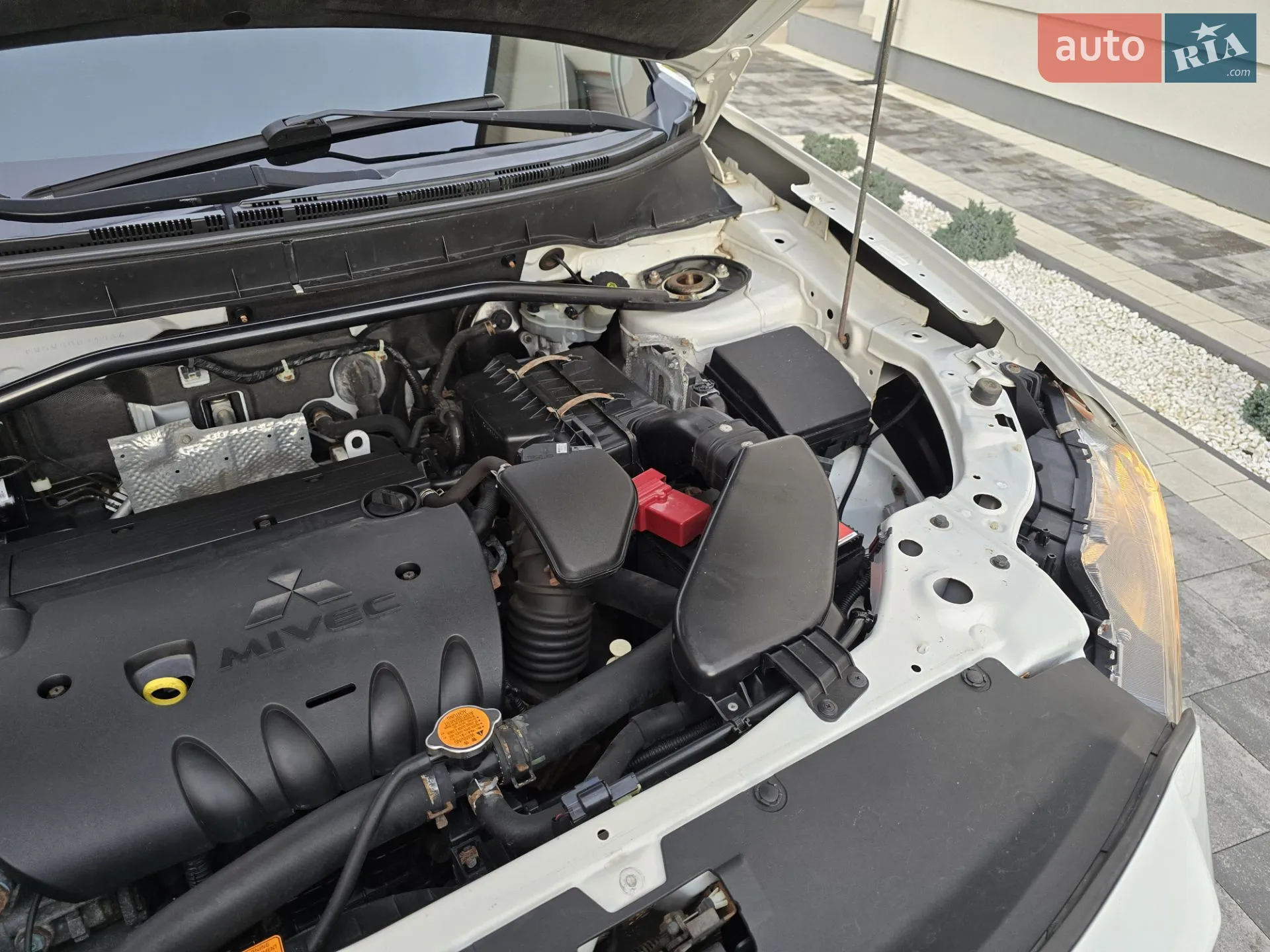 2010 Mitsubishi Outlander - мініатюра 40