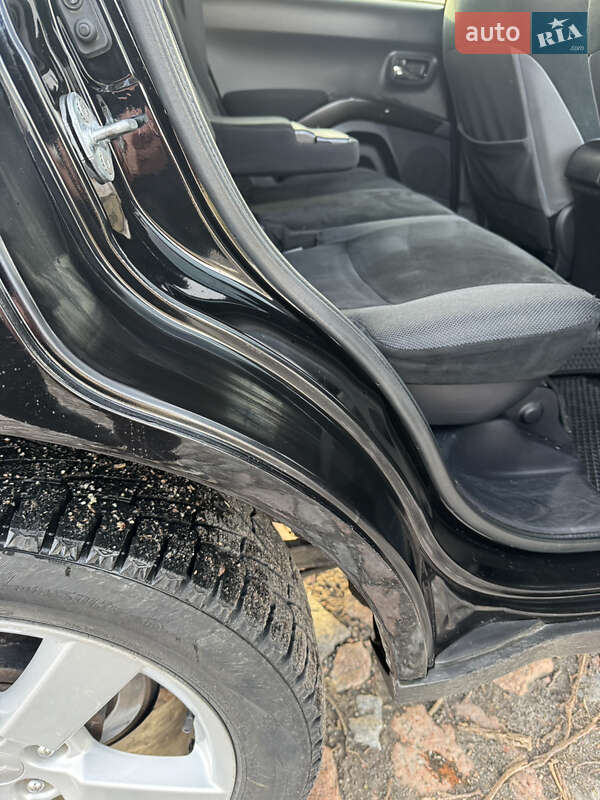 Позашляховик / Кросовер Mitsubishi Outlander 2008 в Броварах