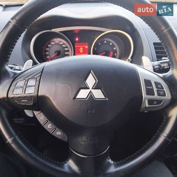Позашляховик / Кросовер Mitsubishi Outlander 2007 в Одесі фото 10 Позашляховик / Кросовер Mitsubishi Outlander 2007 в Одесі