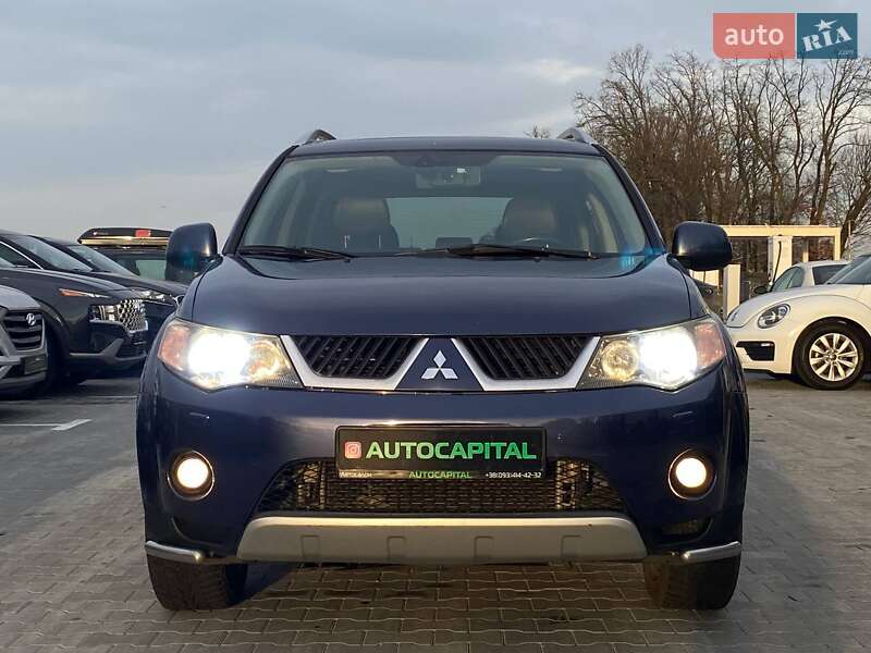 Внедорожник / Кроссовер Mitsubishi Outlander 2008 в Киеве