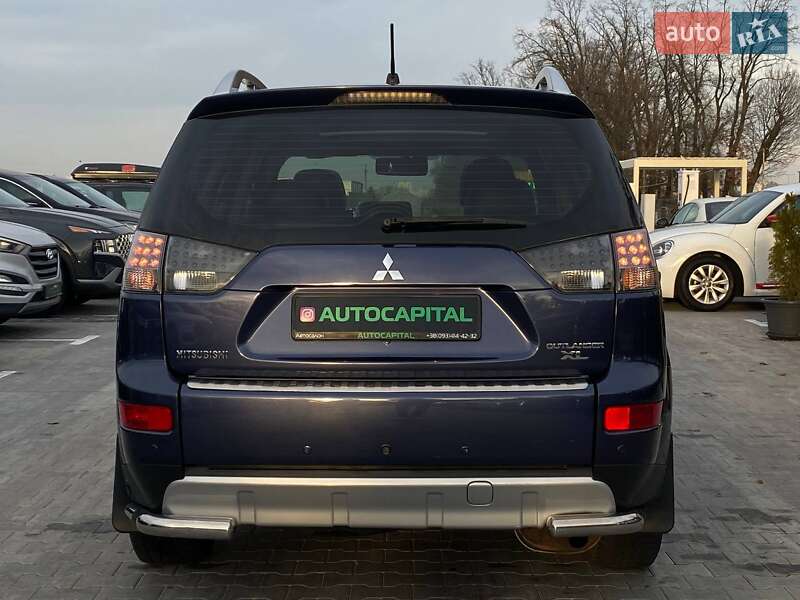 Внедорожник / Кроссовер Mitsubishi Outlander 2008 в Киеве