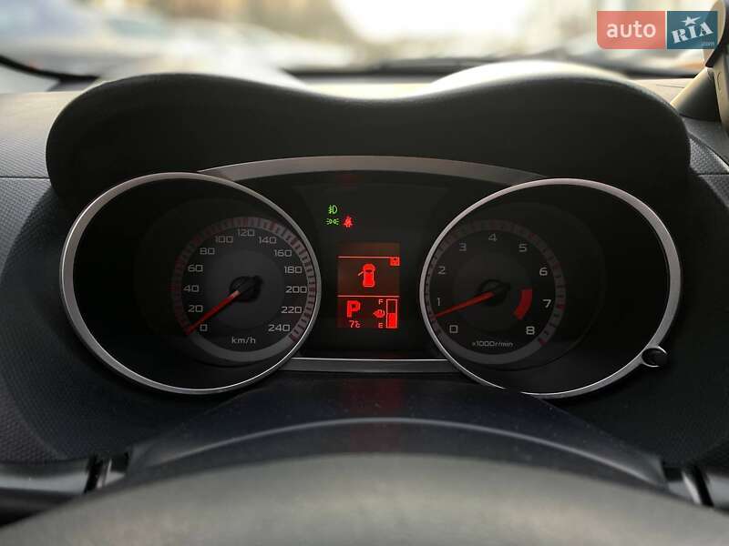 Внедорожник / Кроссовер Mitsubishi Outlander 2008 в Киеве