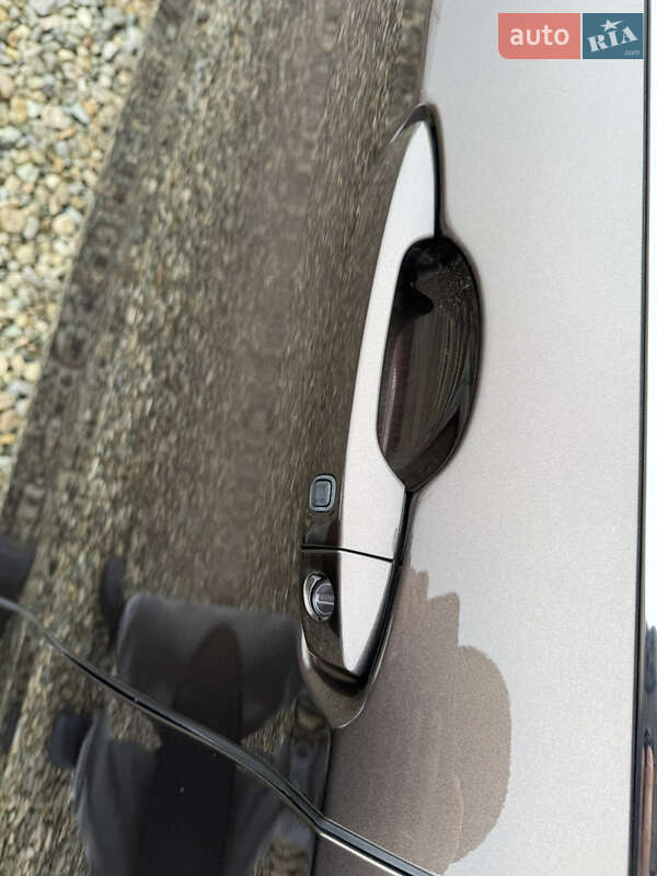 Внедорожник / Кроссовер Mitsubishi Outlander 2022 в Ивано-Франковске