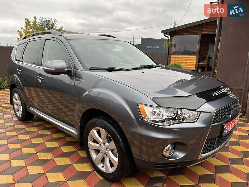 Внедорожник / Кроссовер Mitsubishi Outlander 2012 в Виннице