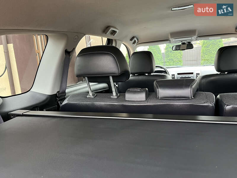 Внедорожник / Кроссовер Mitsubishi Outlander 2012 в Виннице