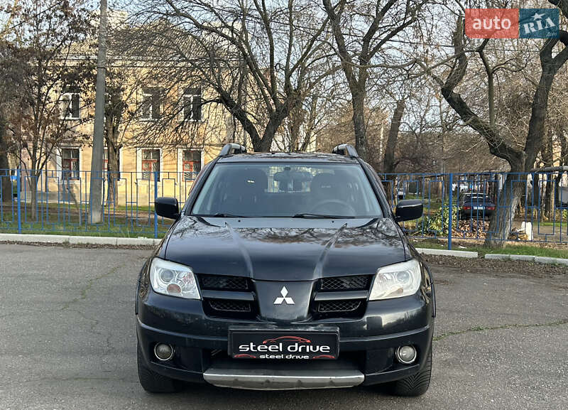 Внедорожник / Кроссовер Mitsubishi Outlander 2007 в Николаеве