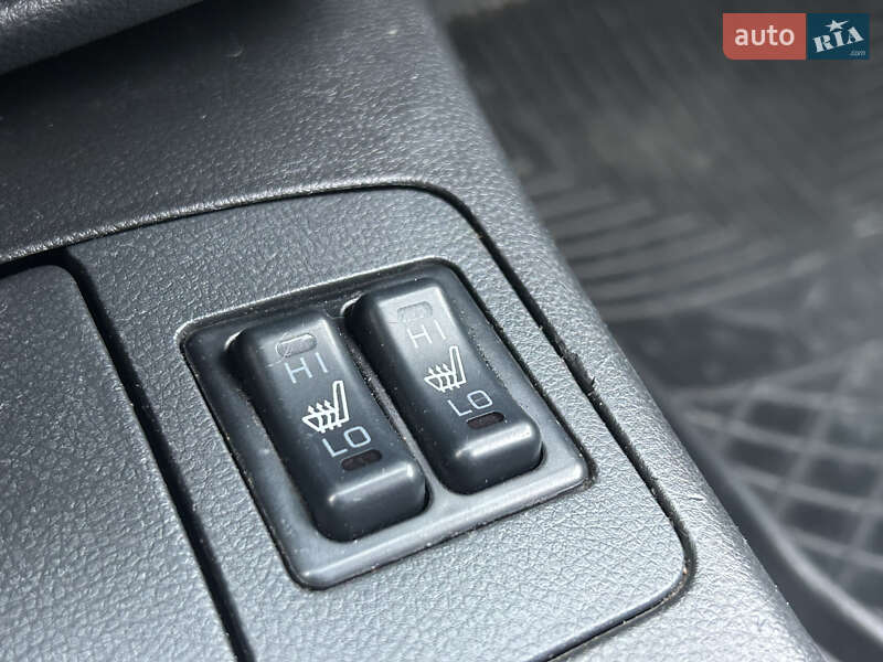 Внедорожник / Кроссовер Mitsubishi Outlander 2007 в Николаеве