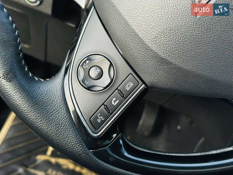 Внедорожник / Кроссовер Mitsubishi Outlander 2023 в Харькове