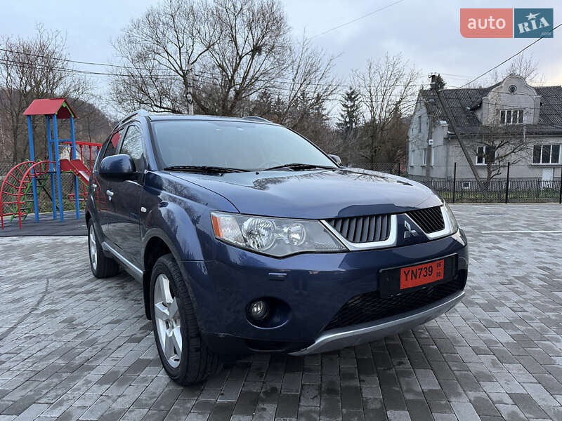 Позашляховик / Кросовер Mitsubishi Outlander 2007 в Кременці