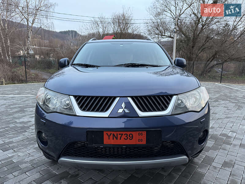 Позашляховик / Кросовер Mitsubishi Outlander 2007 в Кременці