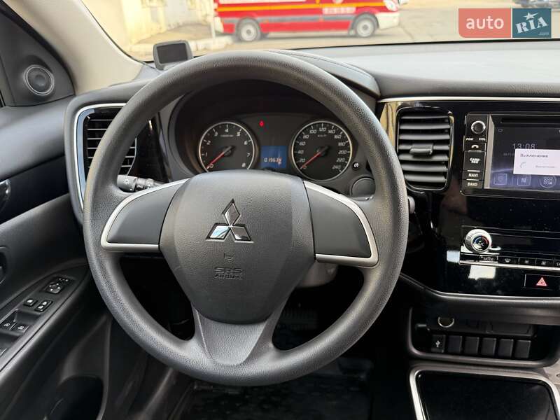 Позашляховик / Кросовер Mitsubishi Outlander 2019 в Одесі фото 29 Позашляховик / Кросовер Mitsubishi Outlander 2019 в Одесі