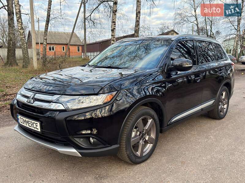 Внедорожник / Кроссовер Mitsubishi Outlander 2016 в Ахтырке фото 5 Внедорожник / Кроссовер Mitsubishi Outlander 2016 в Ахтырке