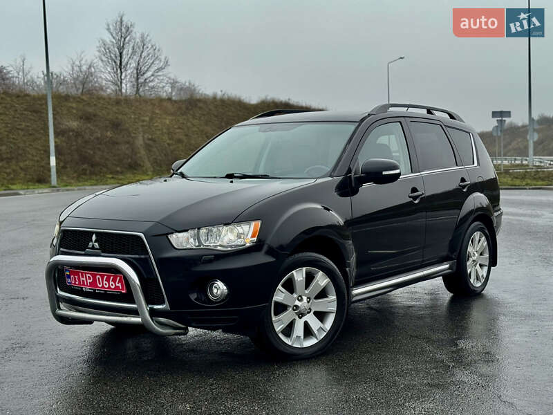Позашляховик / Кросовер Mitsubishi Outlander 2012 в Полтаві