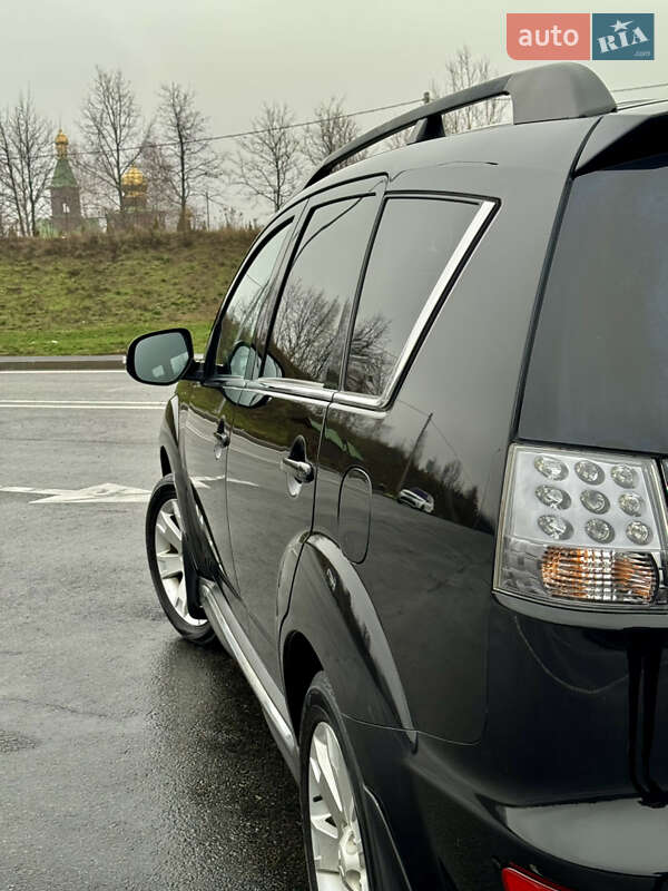 Позашляховик / Кросовер Mitsubishi Outlander 2012 в Полтаві